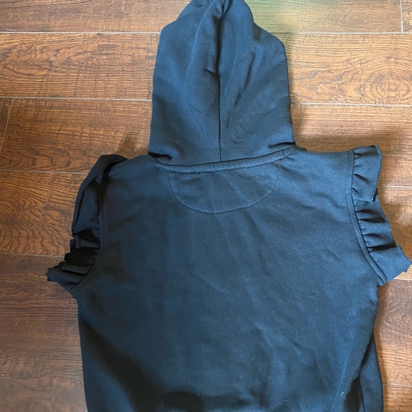 Girls sleeveless hooded shirt size small - Picture 4 of 4